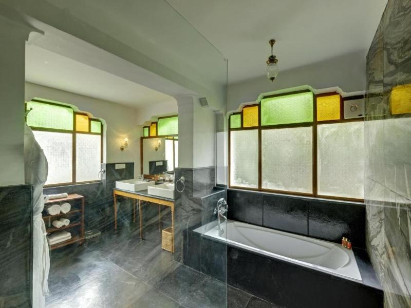 Saracca Hotel Lucknow image