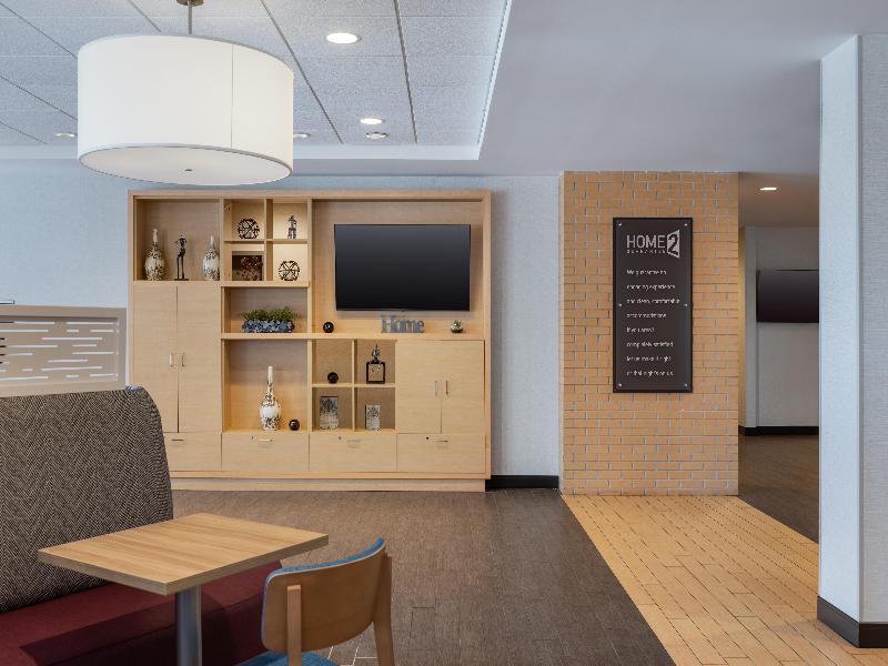 Home2 Suites by Hilton Milwaukee Brookfield image