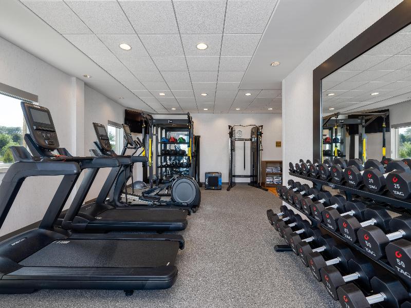 Home2 Suites by Hilton Milwaukee Brookfield image