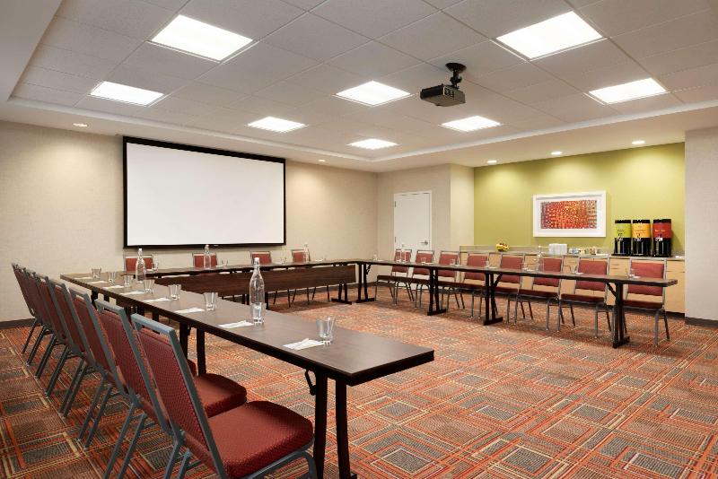 Home2 Suites by Hilton Milwaukee Brookfield image