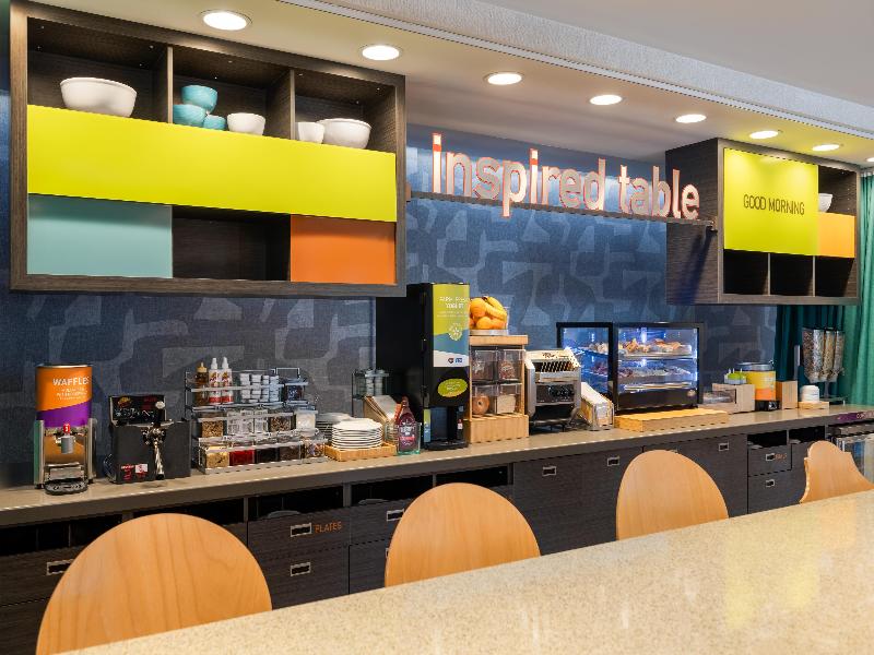 Home2 Suites by Hilton Milwaukee Brookfield image