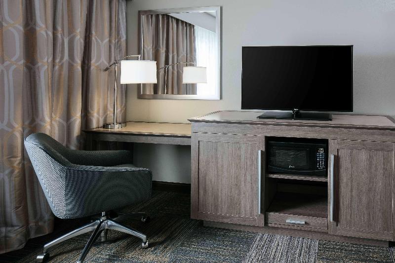 Hampton Inn And Suites Hudson image