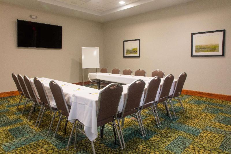 Hampton Inn Palatka image