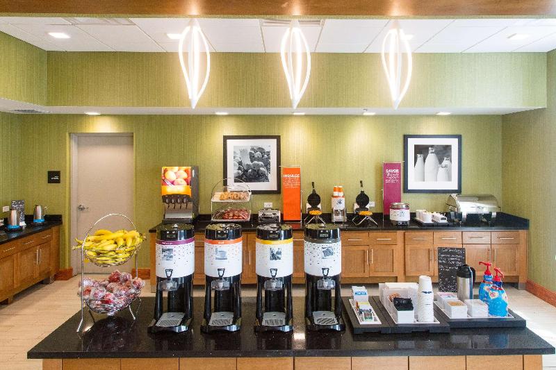 Hampton Inn Palatka image