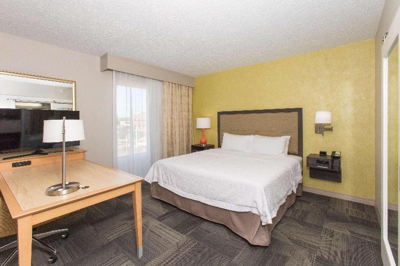 Hampton Inn Palatka image
