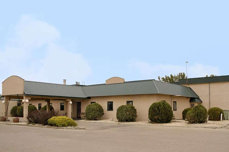 Howard Johnson by Wyndham Portage La Prairie image