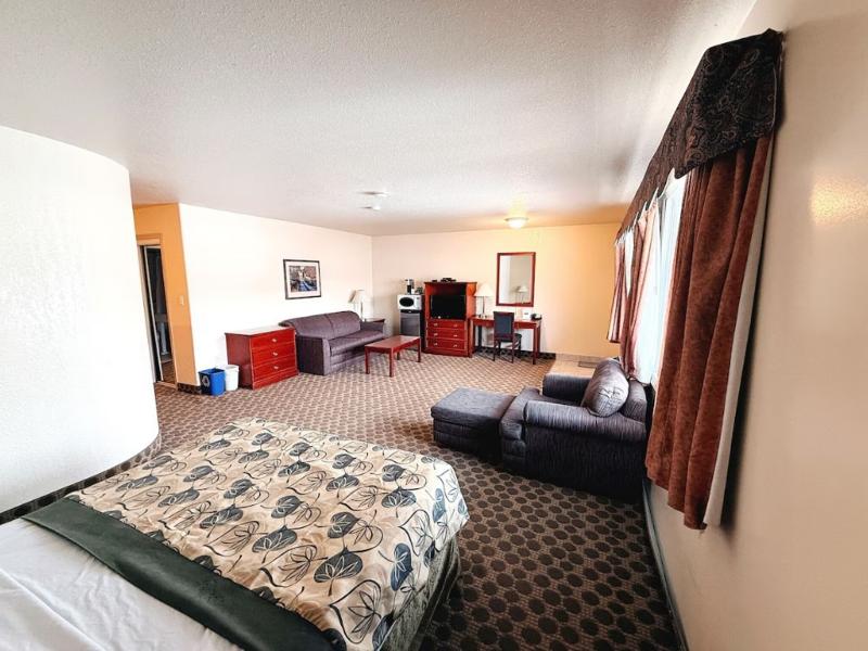 Travelodge by Wyndham Drumheller image
