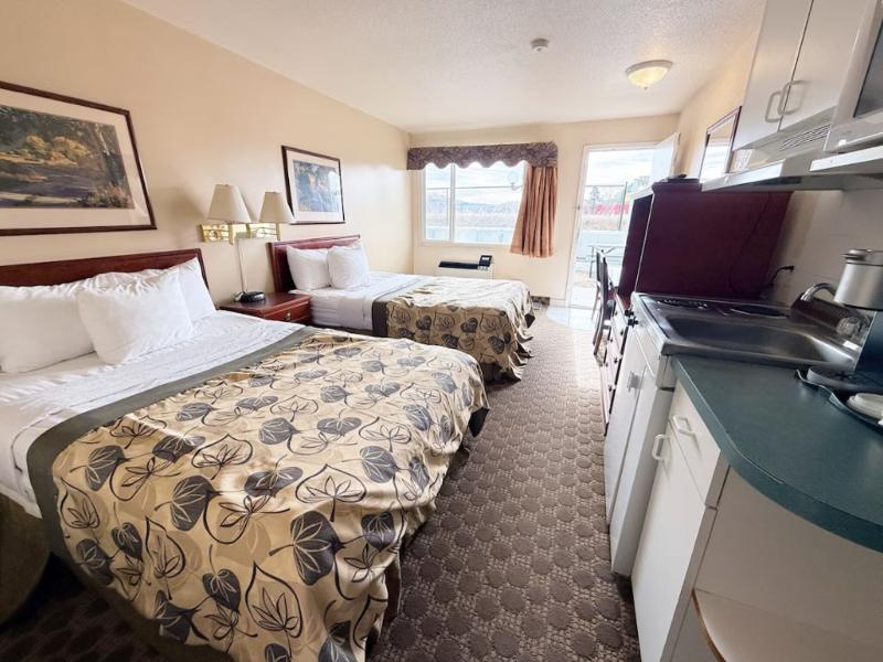 Travelodge by Wyndham Drumheller image