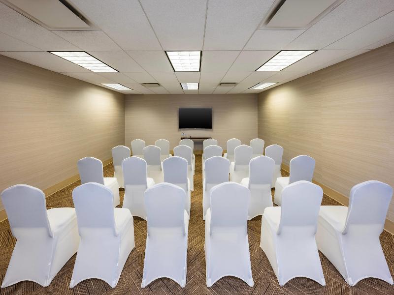 Radisson Hotel Edmonton Airport