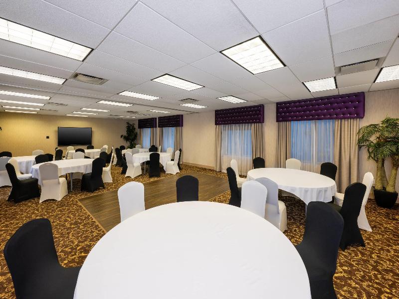 Radisson Hotel Edmonton Airport