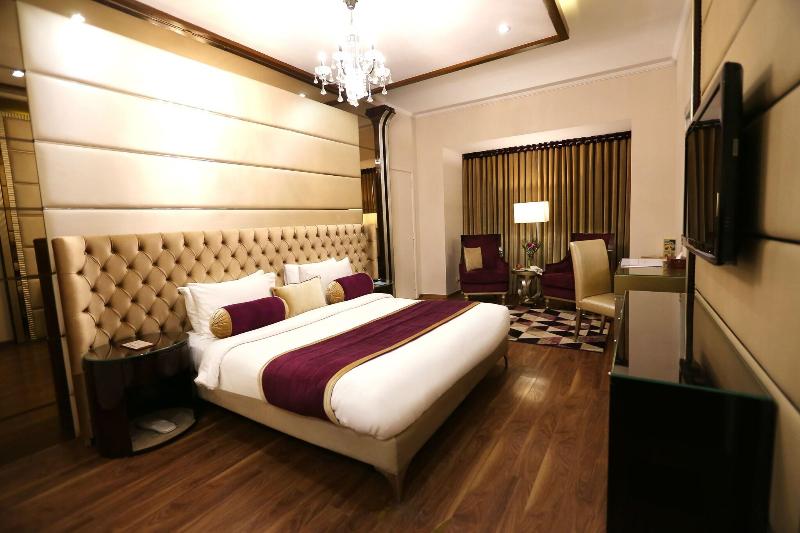Ramada By Wyndham Multan image