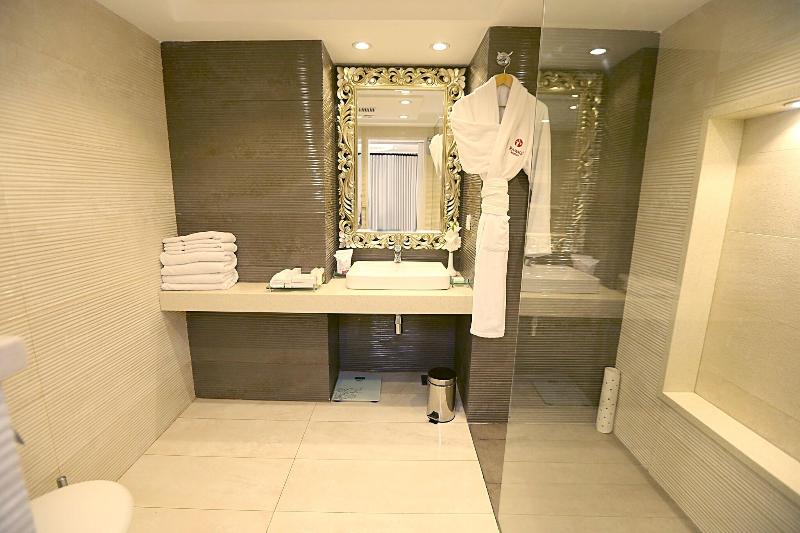 Ramada By Wyndham Multan image