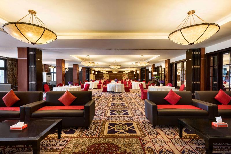 Ramada Plaza Karachi Airport Hotel image