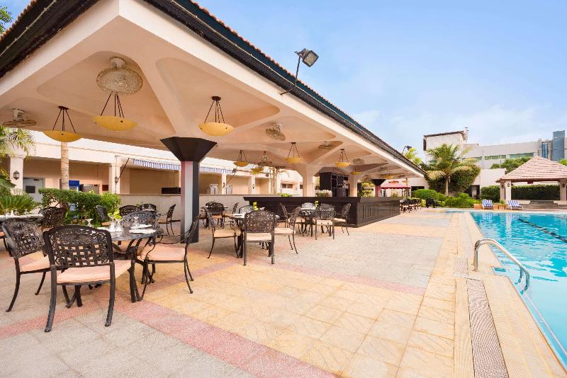 Ramada Plaza Karachi Airport Hotel image