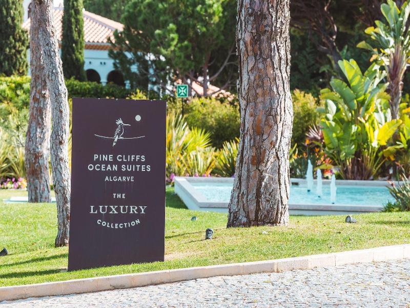 Pine Cliffs Ocean Suites image