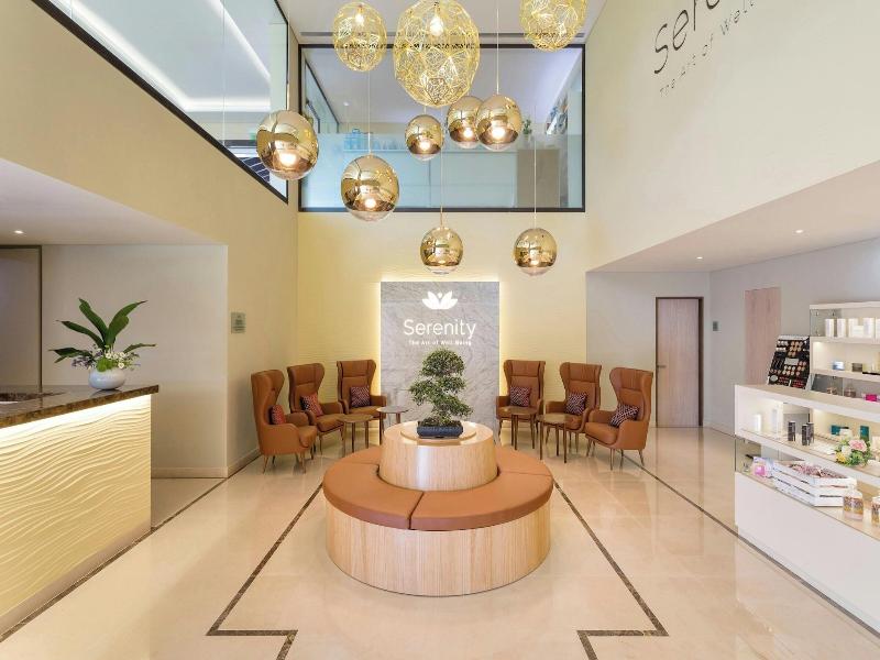 Pine Cliffs Ocean Suites image
