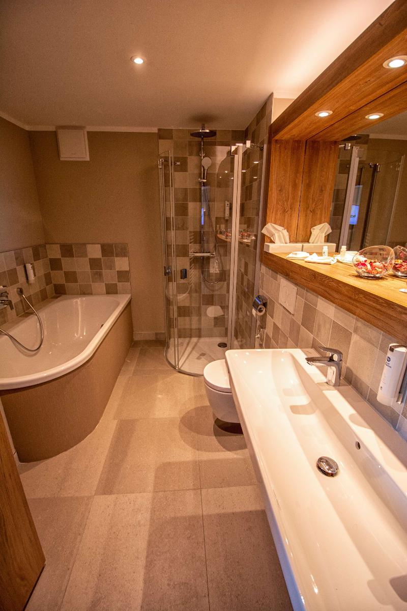 BEST WESTERN Hotel Erfurt-Apfelstaedt image
