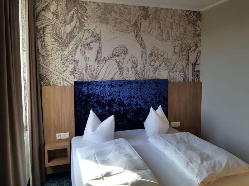 BEST WESTERN Hotel Erfurt-Apfelstaedt image