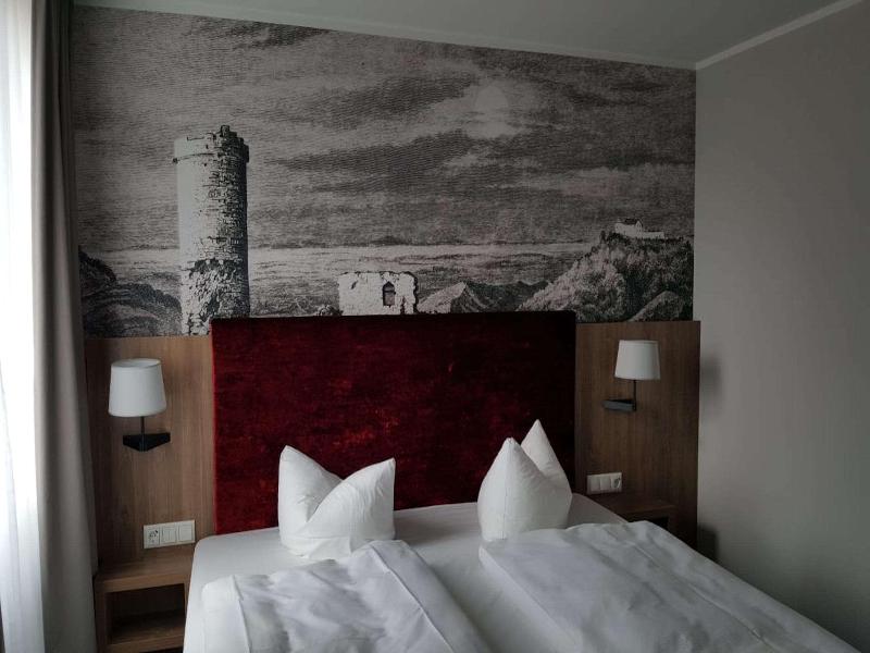 BEST WESTERN Hotel Erfurt-Apfelstaedt image
