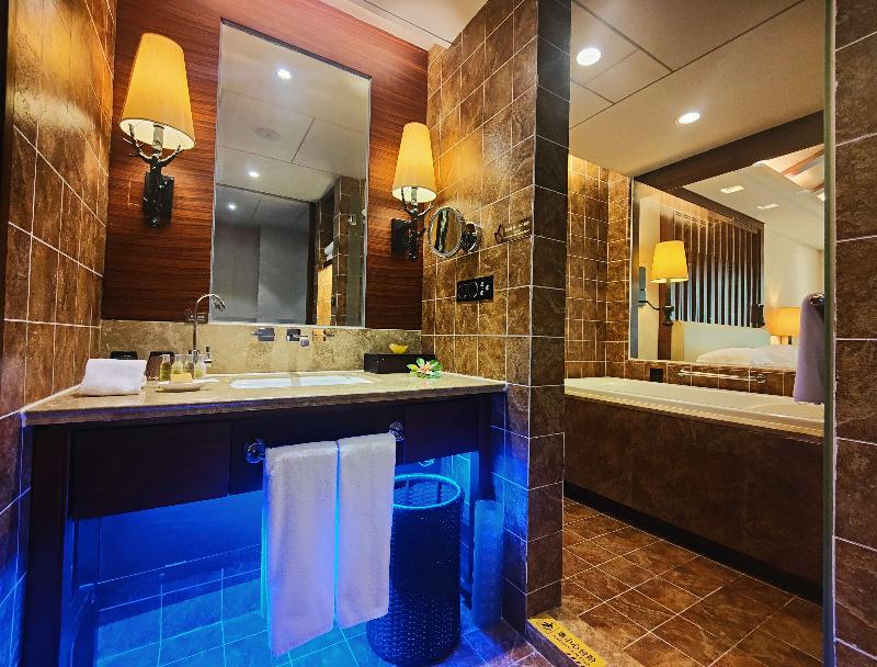 Hilton Sanqingshan Resort image