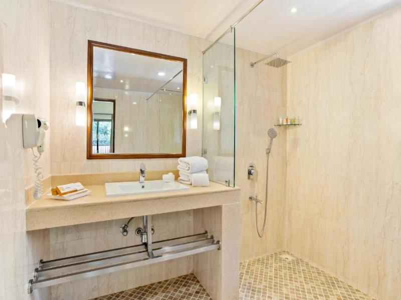 Seashell Suites and Villas - Candolim Goa image
