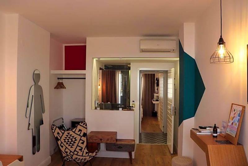 Blue Bottle Boutique Hotel image