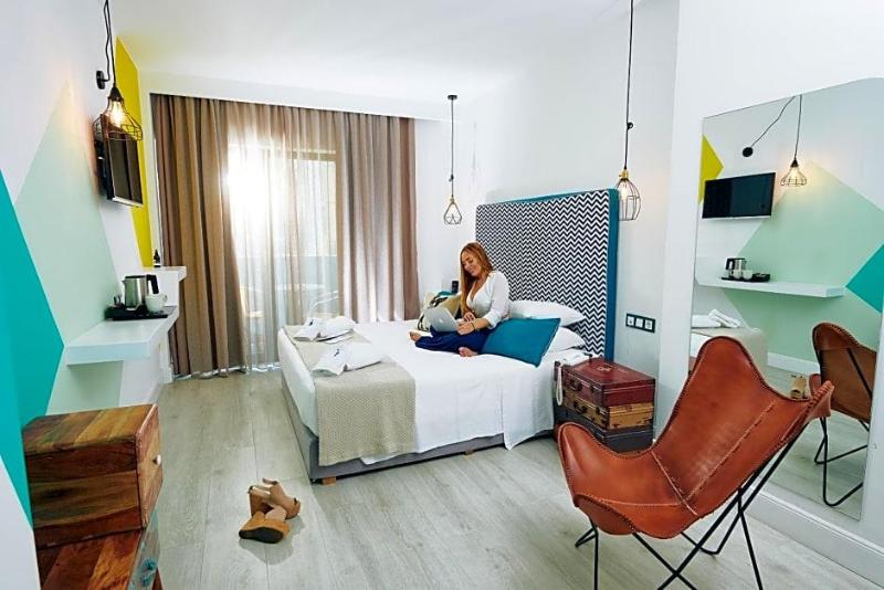 Blue Bottle Boutique Hotel image