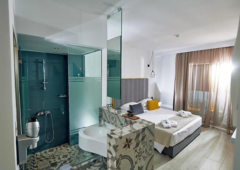 Blue Bottle Boutique Hotel image
