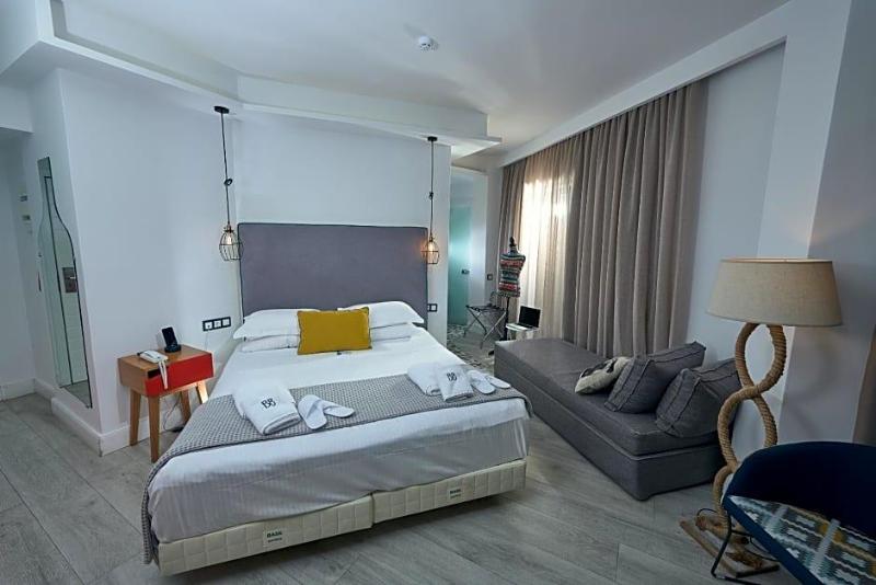Blue Bottle Boutique Hotel image