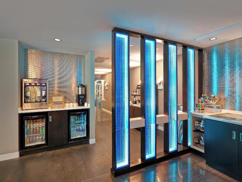 Renaissance Edmonton Airport Hotel