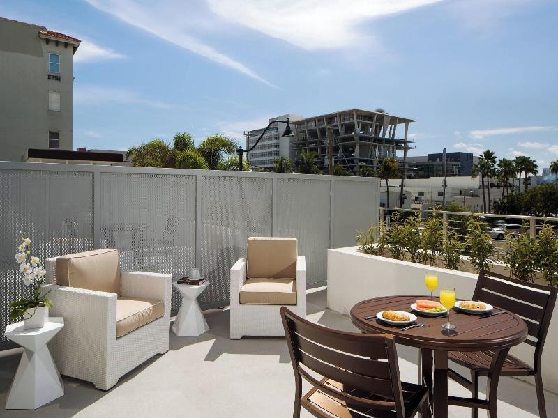 Residence Inn Miami Beach South Beach image