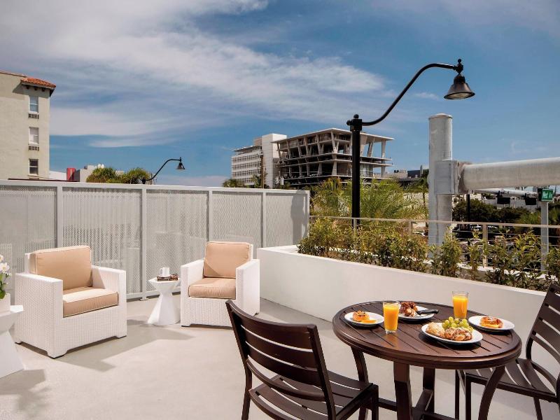 Residence Inn Miami Beach South Beach image