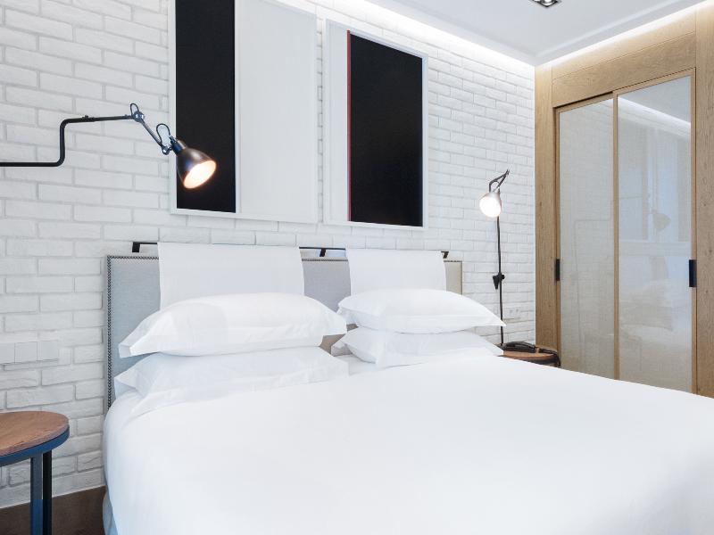 The Corner Hotel image