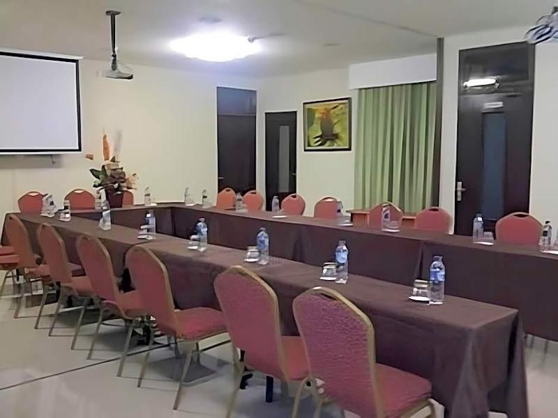 Bamboo Inn Hotel & Cafe image