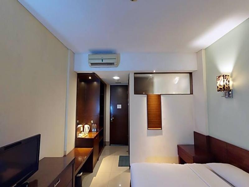 Bamboo Inn Hotel & Cafe image