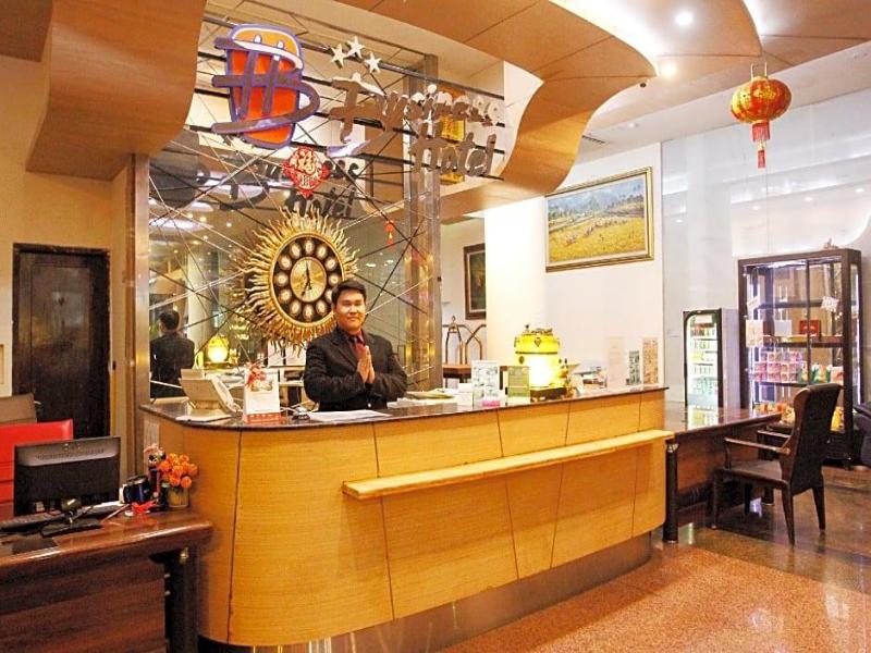 Business Hotel Tomang image