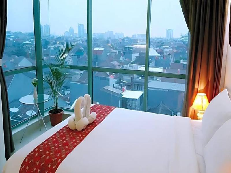 Business Hotel Tomang image