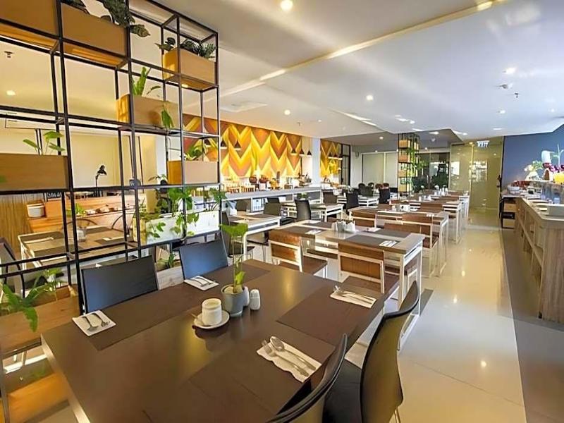 Hotel Dafam Fortuna Seturan image