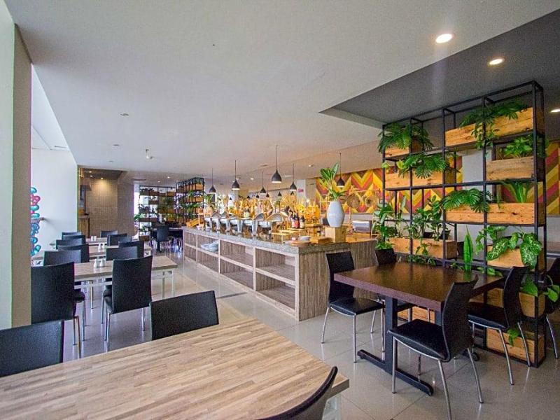 Hotel Dafam Fortuna Seturan image