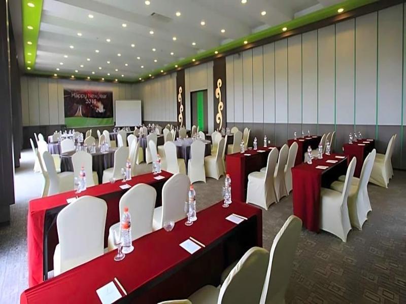 Hotel Dafam Fortuna Seturan image