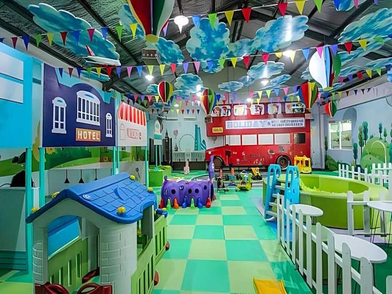 Hotel Dafam Fortuna Seturan image