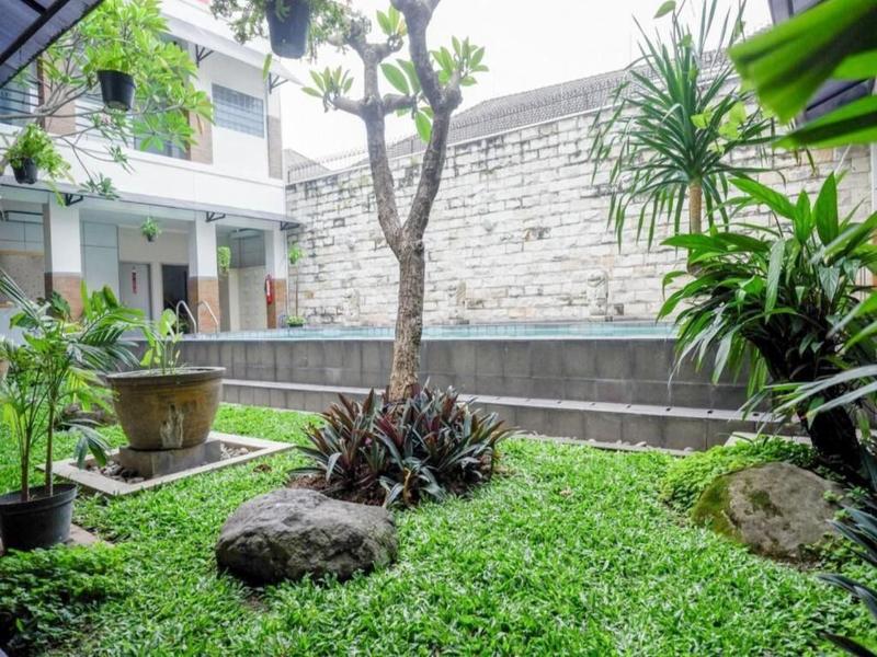 Dinasty Smart Hotel