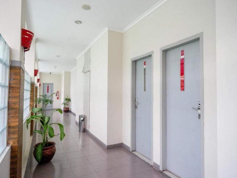 Dinasty Smart Hotel