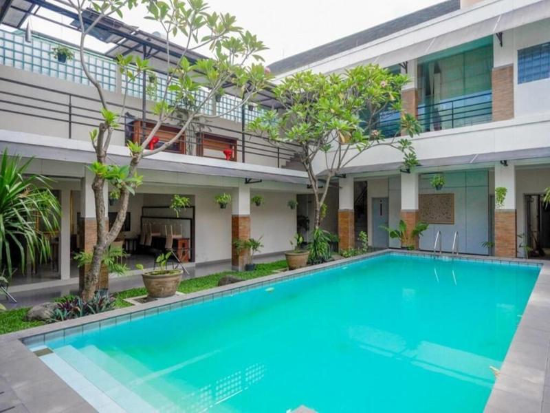 Dinasty Smart Hotel