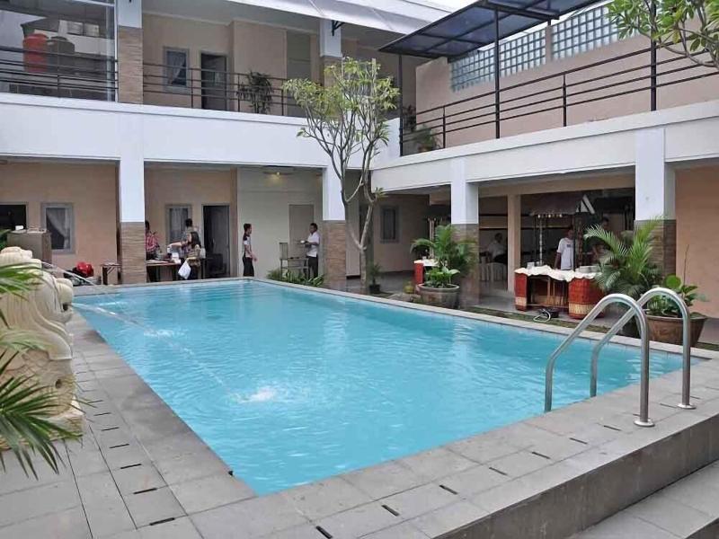 Dinasty Smart Hotel