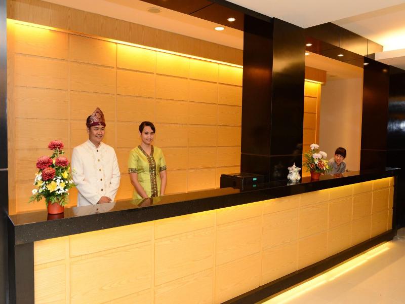Emilia Hotel By Amazing - Palembang