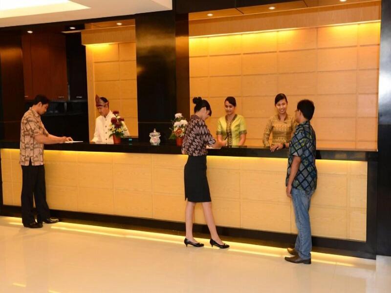 Emilia Hotel By Amazing - Palembang