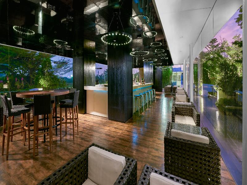 FM7 Resort Hotel Tangerang image