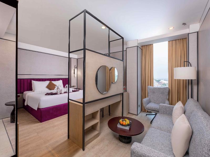 Grand Edge Hotel Semarang image