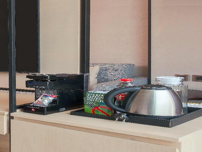 Grand Edge Hotel Semarang image